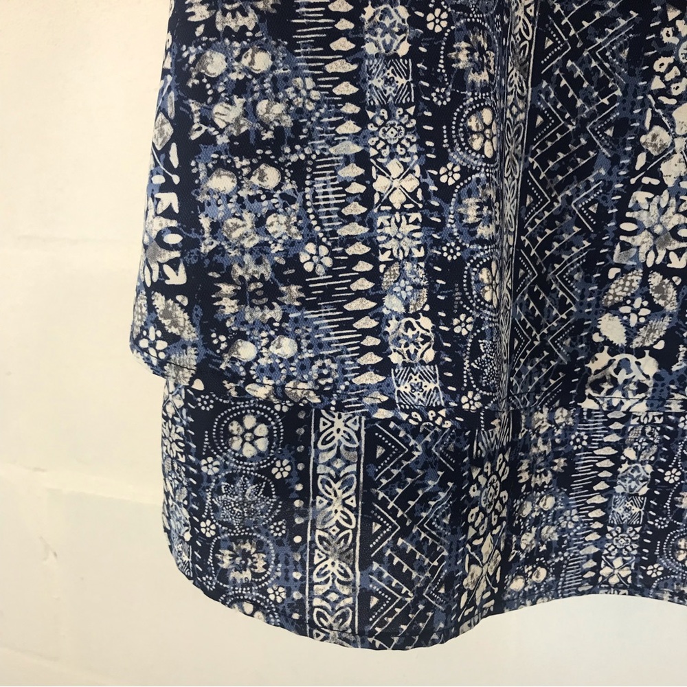 Buttons Racerback Spaghetti Strap Shirt - Picture 4 of 10